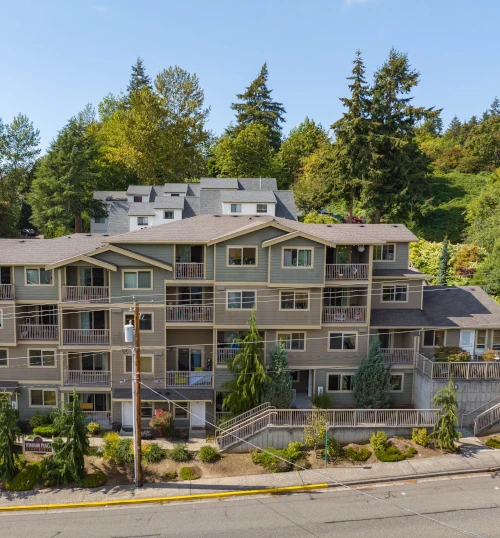 Windsor Place Apartments - Exterior